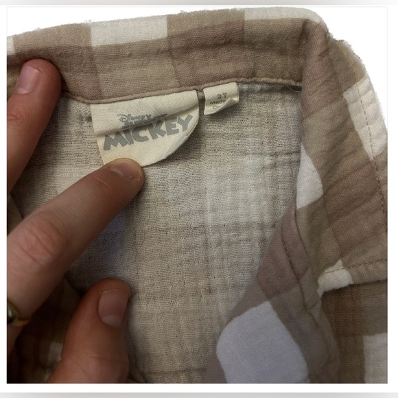 Disney Hidden Mikey Mouse Cotton Gauzy Button Down Kids Shirt, Size 3T - Picture 2 of 2